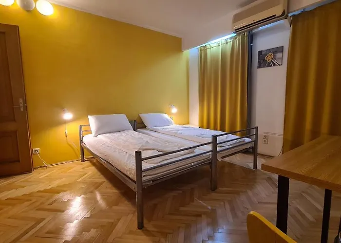 Sleep Inn Hostel