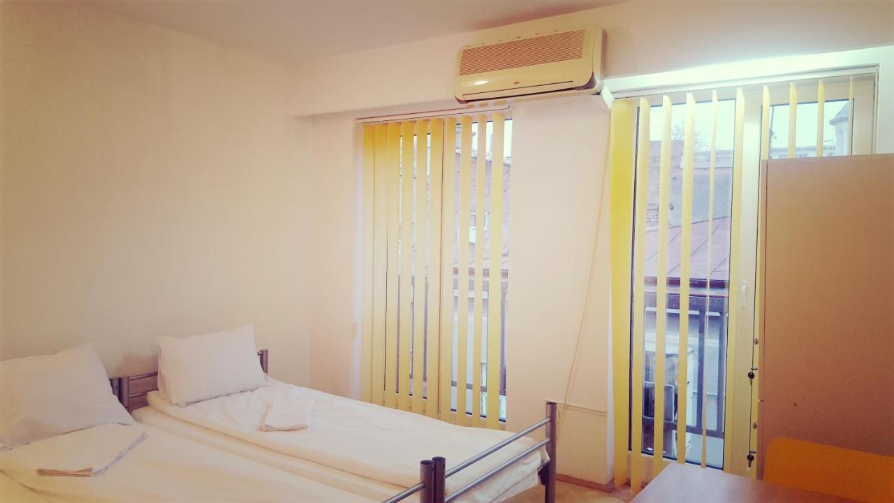 Sleep Hostal