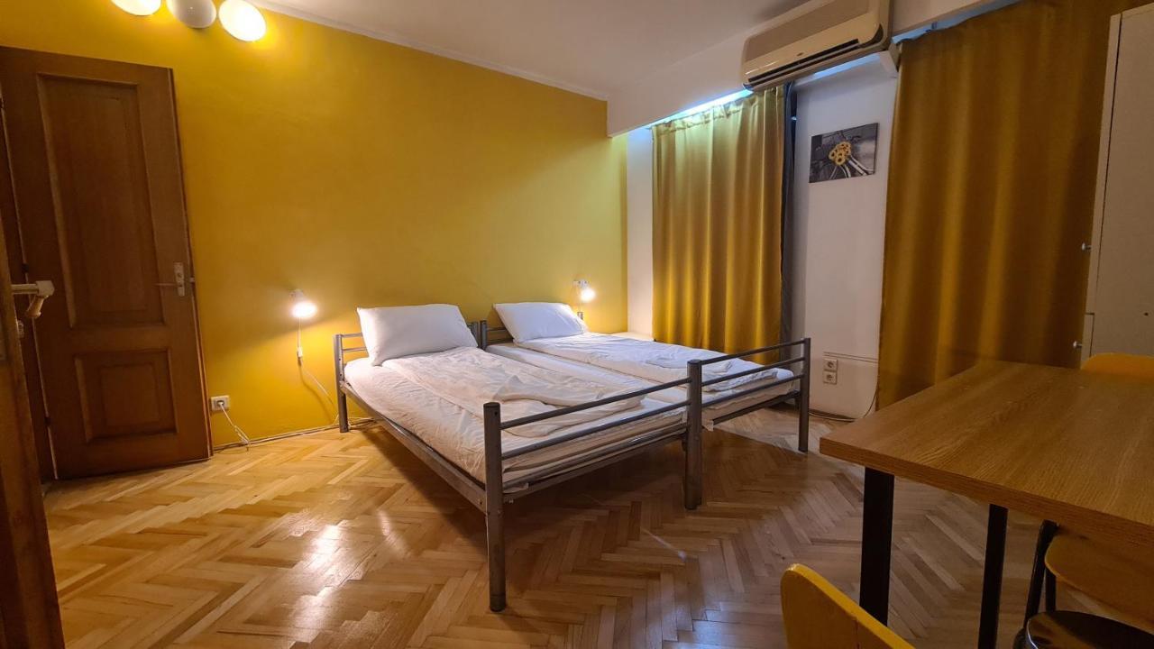 Hostal Sleep *